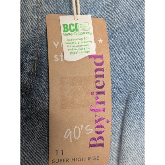 VANILLA STAR Juniors size 11 90s Boyfriend jeans super high rise Distressed NWT - Picture 4 of 7